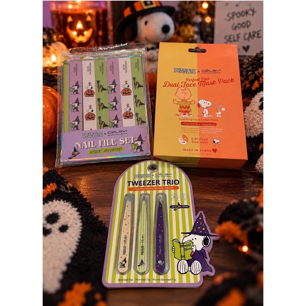 Peanuts x Celavi Halloween Snoopy Beauty Set Nail Files Tweezers Face Masks 3pc
